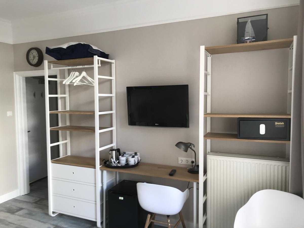 Mimosa Scheveningen 2*