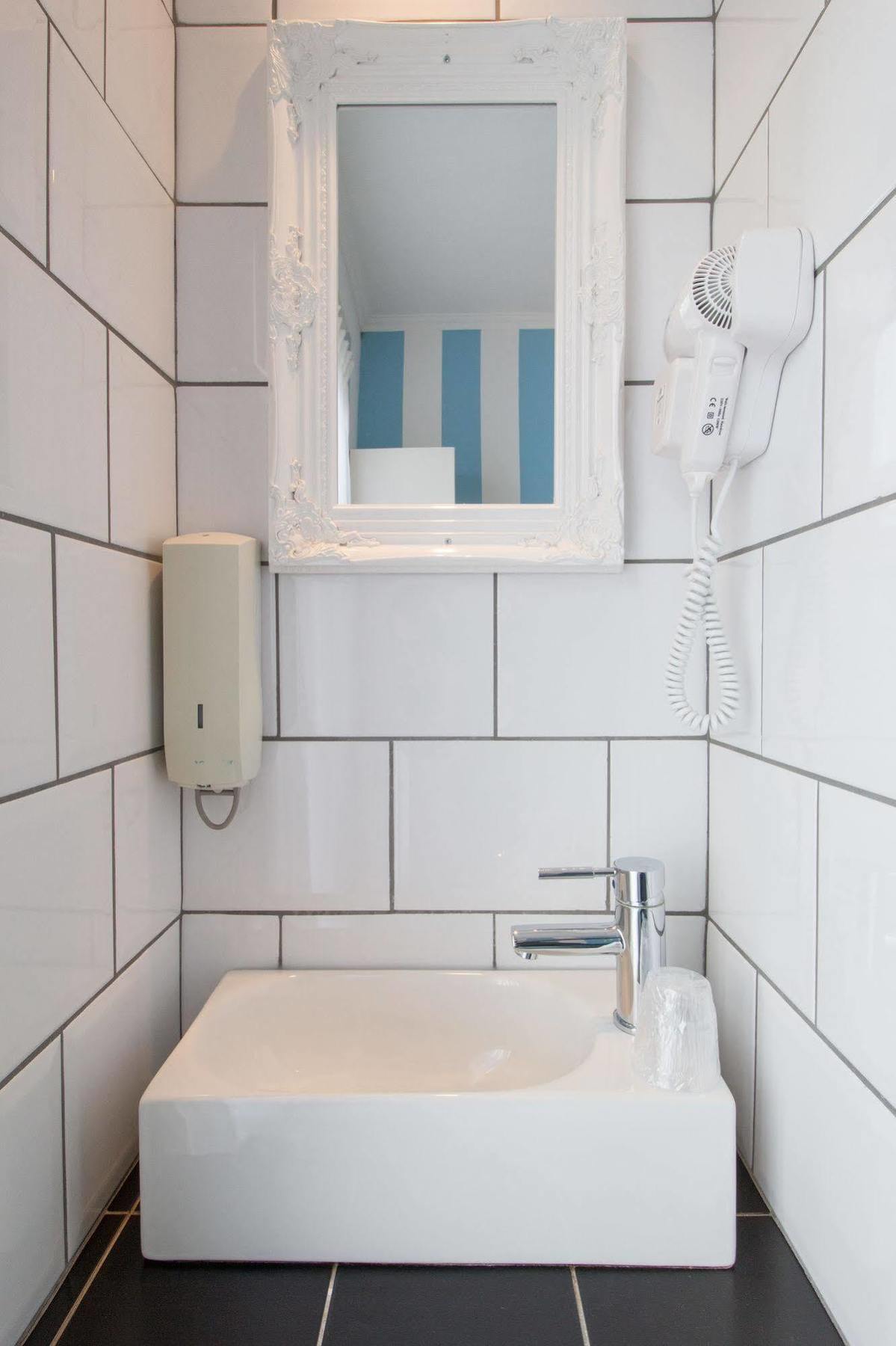 Hotel Mimosa Scheveningen 2*